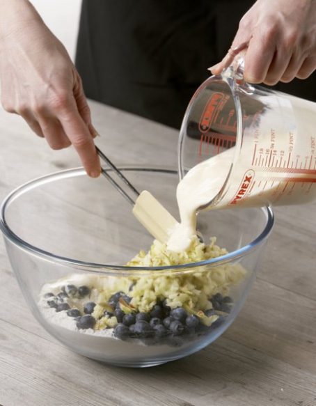 PYREX MEASURING JUG 500ML GLASS - Image 2