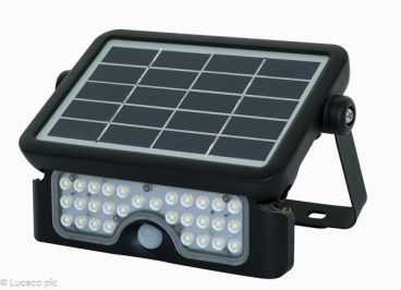 Luceco – PIR Solar Floodlight – 10W 1080Lumens