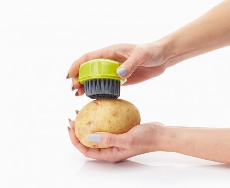 Colourworks Vegetable and Cleaning Brush - Image 5