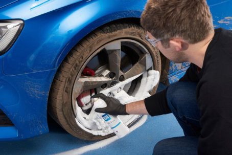 Autoglym Wheel Cleaning Mousse 500ml - Image 2