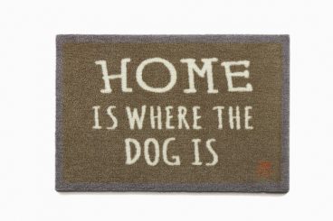 Hug Rug – Howler & Scratch – Home 1