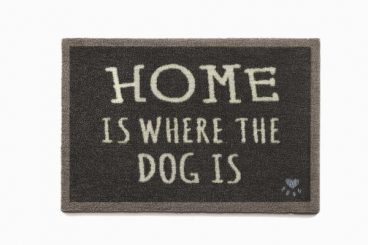 Hug Rug – Howler & Scratch – Home 2