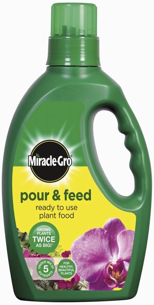 Miracle-Gro Pour & Feed 1L