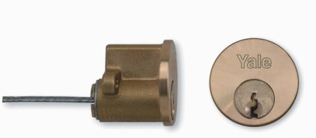 YALE P1109PB CYLINDER+2KEYS BRASS