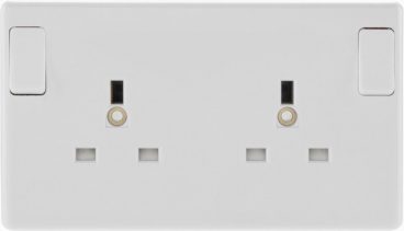 BG – Switched Socket – 2Gang White