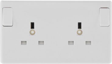 BG – Switched Socket – 2Gang White