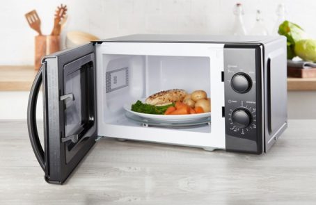 Tower - Black Manual Microwave - 700W 20L - Image 3