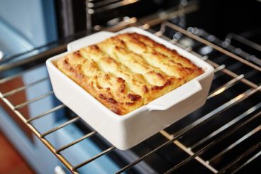 Judge – Essentials Square Lasagne Dish 16 x 16cm