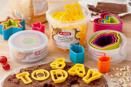 Judge - Letters & Numbers Cookie Cutter Set - Image 2