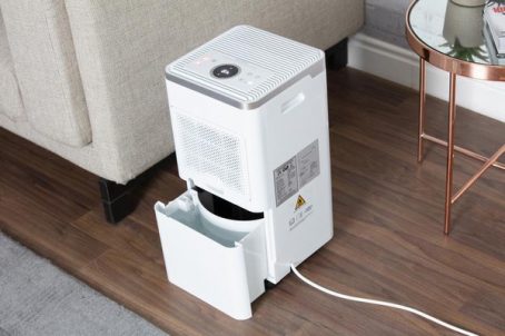 Black&Decker - Dehumidifier - 12L/Day - Image 2