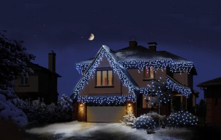 Premier - 720 LED Snowing Icicle Lights White 17.8M - Image 2