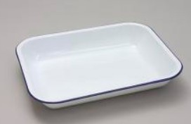 WHITE ENAMEL BAKEPAN 28CM WHITE FALCON
