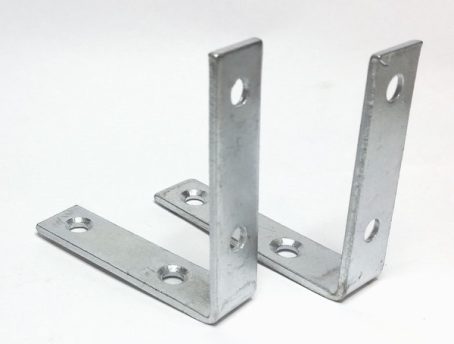 CORNER BRACES STEEL 1IN