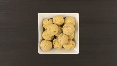 Johnston & Jeff - Fat Balls Eco Box of 50 - Image 2