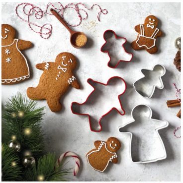 XMAS COOKIE CUTTERS GINGERBREAD FAMILY
