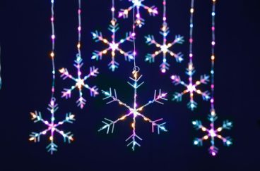 Festive – LED Snowflake Curtain Multi-Coloured 1.2m x 1.2m