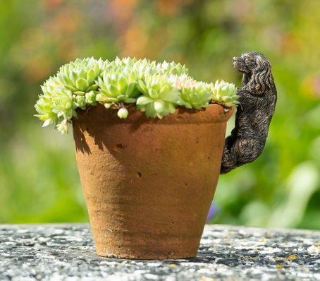 POT BUDDY BRONZE KING CHARLES SPANIEL