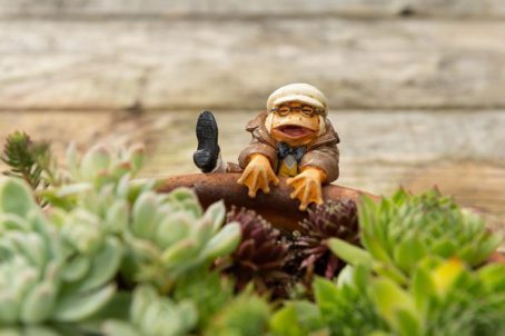 POT BUDDY MR TOAD DRIVING