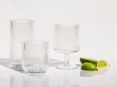 GLASSES MESA ACRYLIC WINE GOBLET CLEAR - Image 2