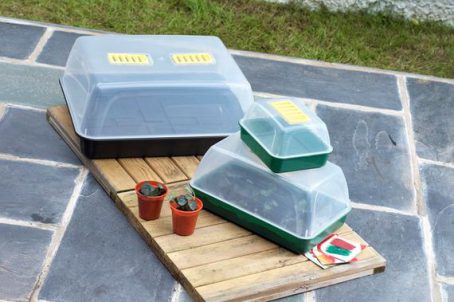 WHITEFURZE PROPAGATOR COVER 52CM - Image 2