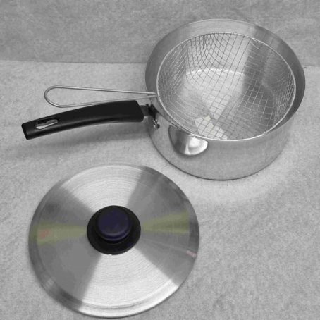 CHIP PAN & BASKET 22CM/9"