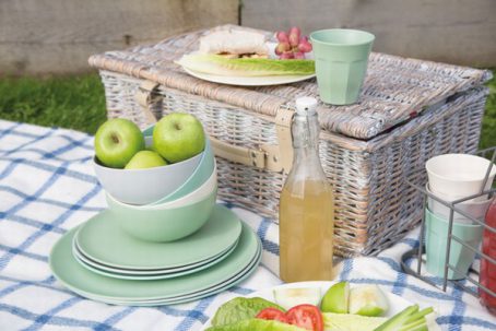 Colourworks Classics Melamine Bowls, Set of 4 - Image 2