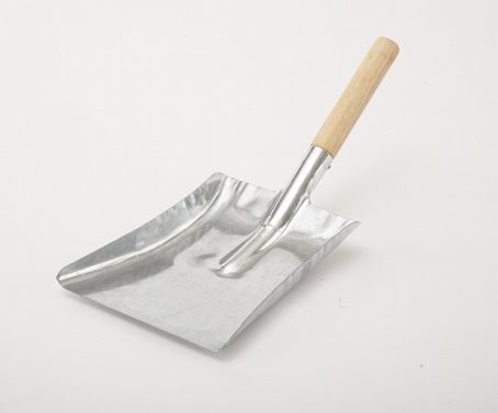 SHOVEL 10IN GALVANISED WOOD HANDLE