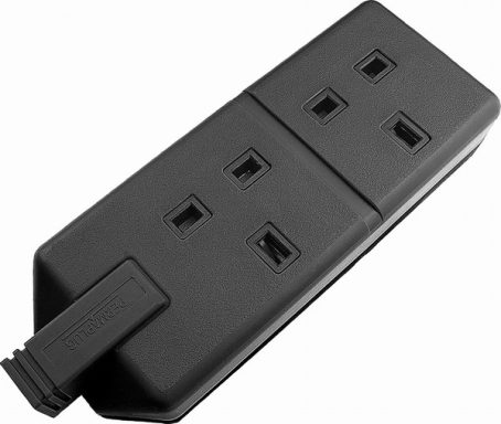 Masterplug - Trailing Twin Socket - Black Rubber