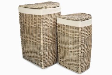 SMALL ANTIQUE WASH CORNER LINEN BASKET