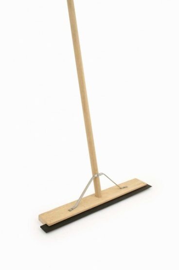 HILL BRUSH WOODEN RUBBER SQUEEGEE & HANDLE 24″