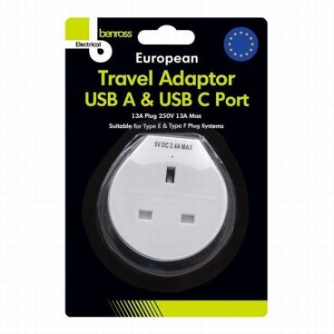 TRAVEL ADAPTOR UK TO EUROPEAN USB-A & USB-C
